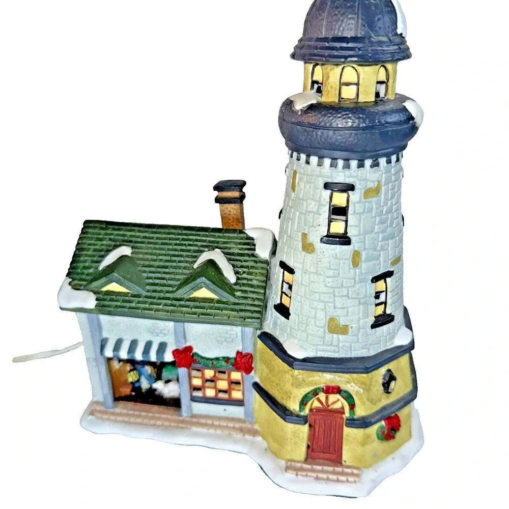 VTG Christmas Town Square Collectibles Long Island Lighthouse Village
